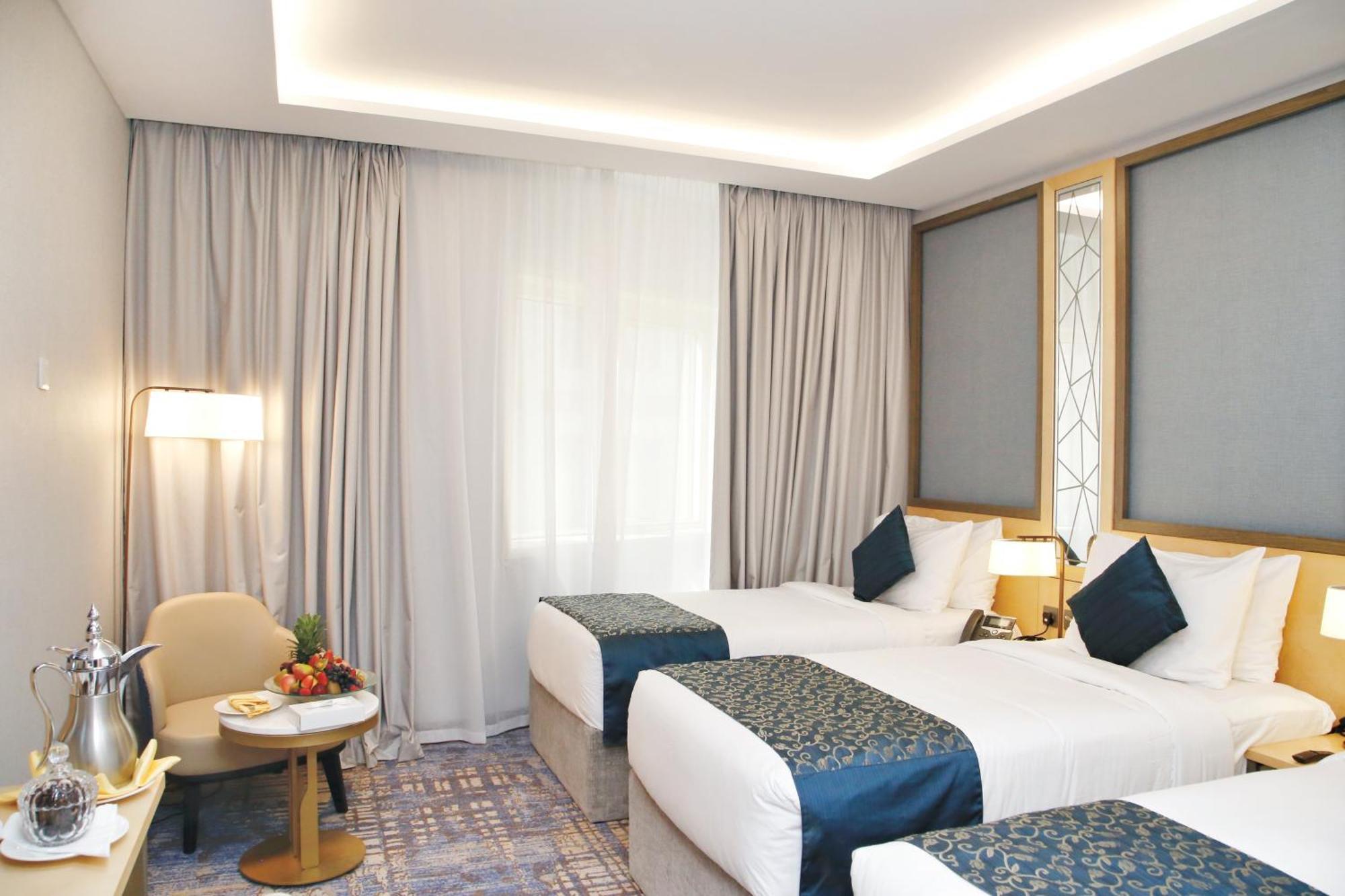 ホテル Maden Alrawda マディーナ エクステリア 写真 Deluxe Room