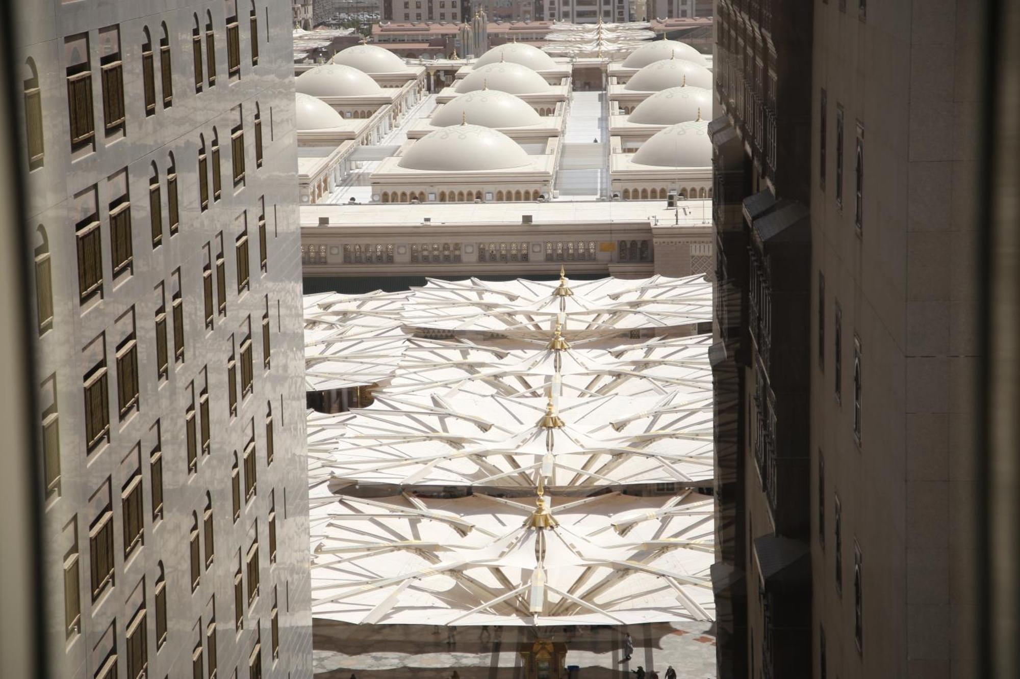 ホテル Maden Alrawda マディーナ エクステリア 写真 The al-Masjidal Nabawi